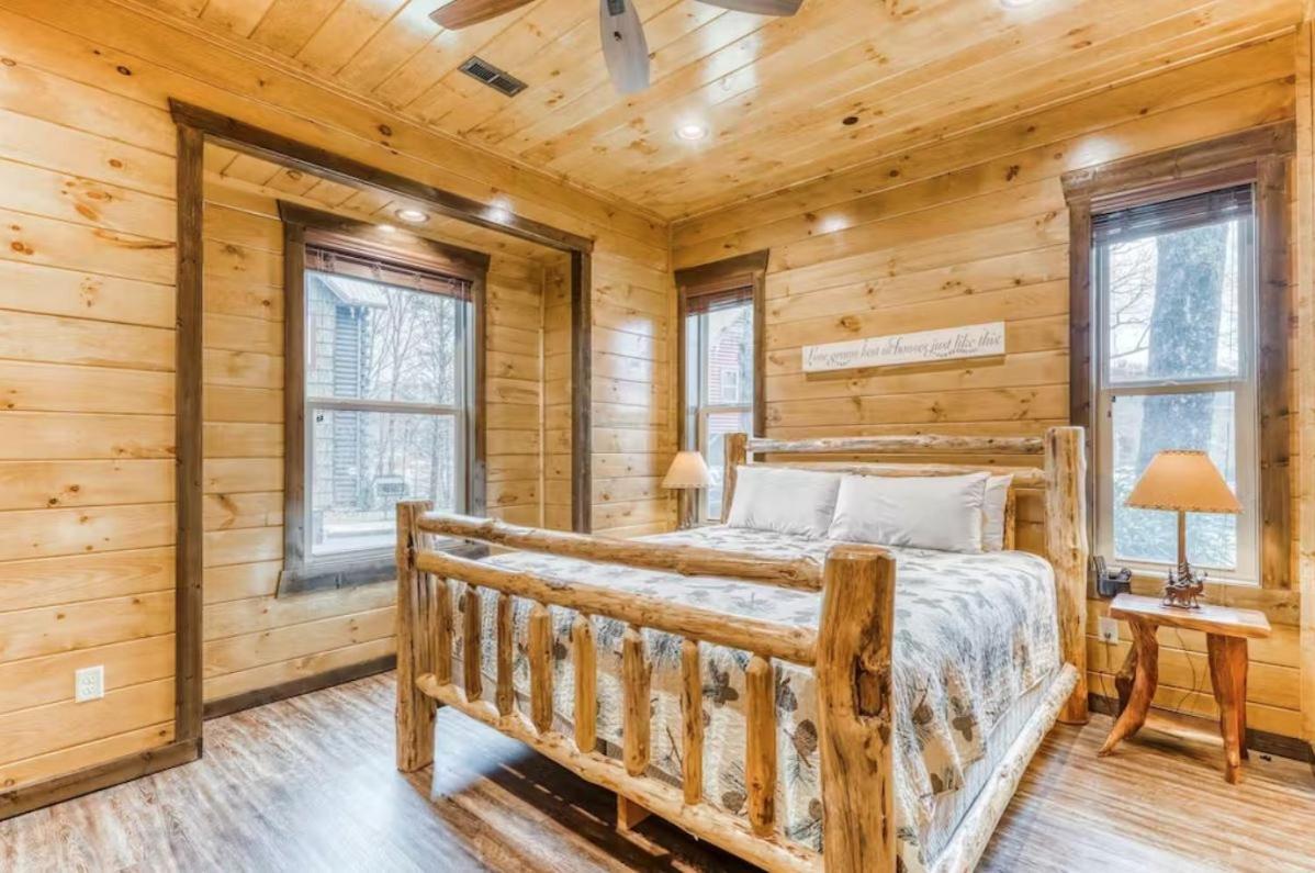 The Great Dogwood Manor By Stony Brook Cabins جاتلينبرج المظهر الخارجي الصورة