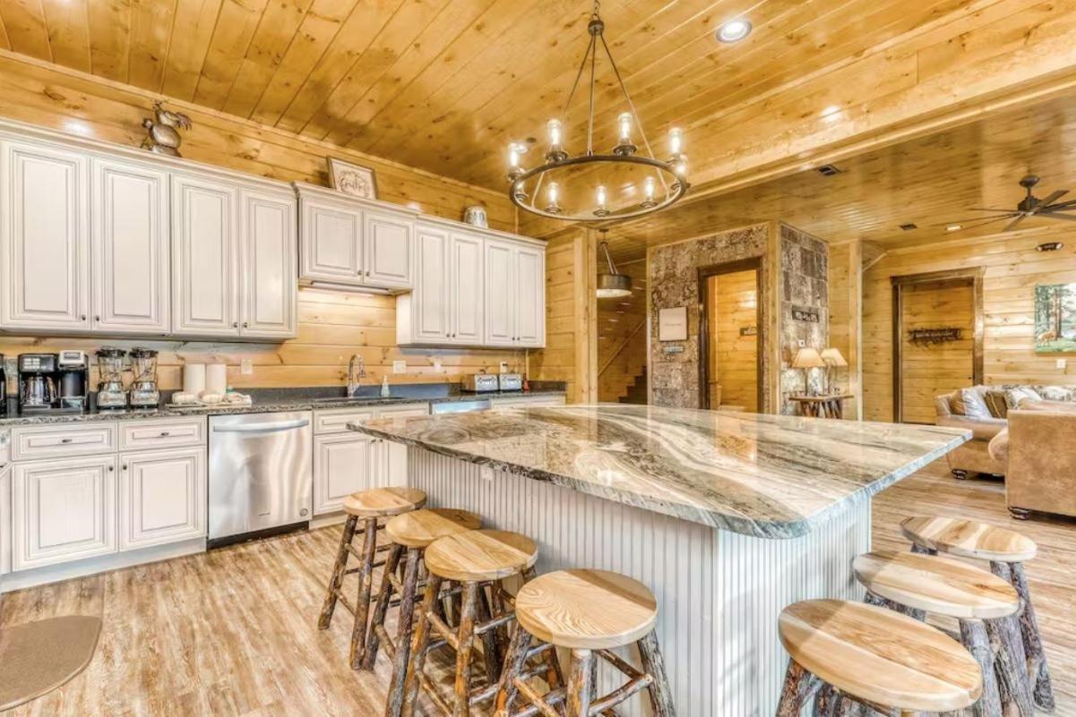 The Great Dogwood Manor By Stony Brook Cabins جاتلينبرج المظهر الخارجي الصورة