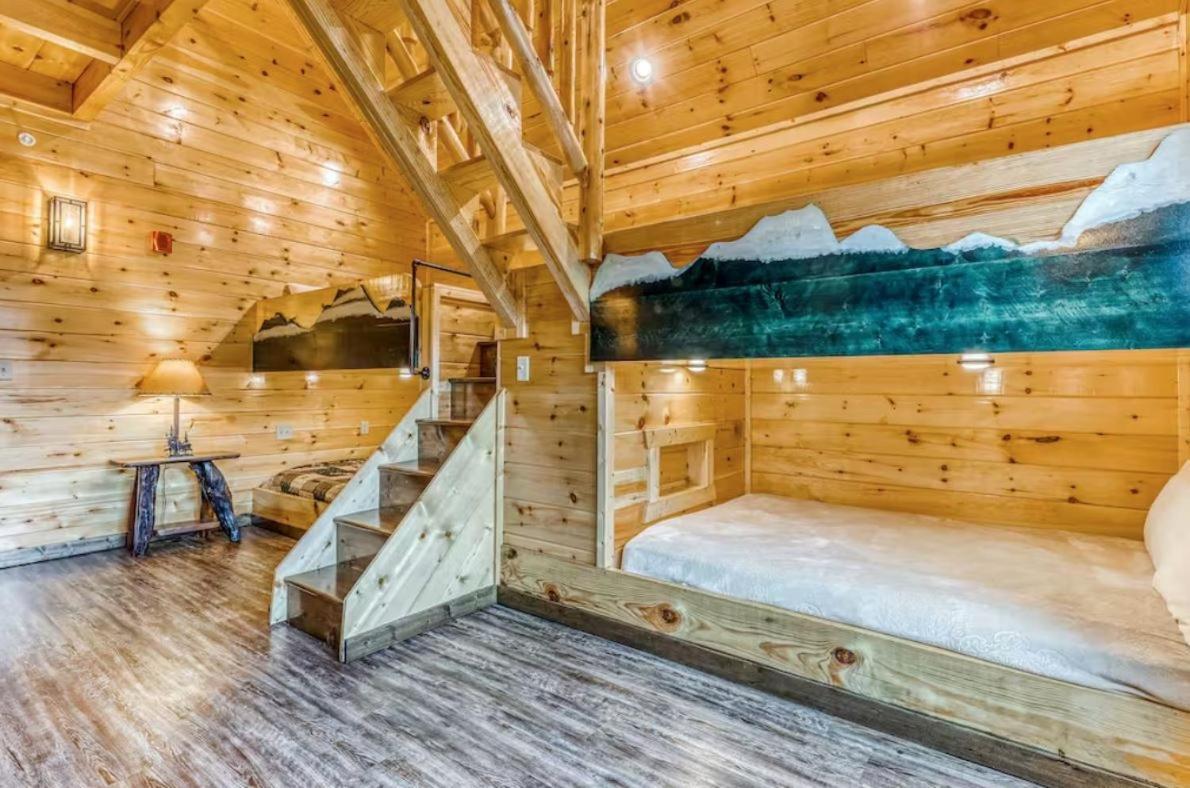 The Great Dogwood Manor By Stony Brook Cabins جاتلينبرج المظهر الخارجي الصورة